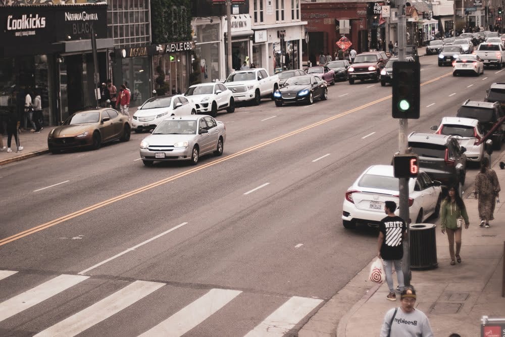 Bakersfield, CA – Pedestrian Hurt in Hit-&-Run Crash on Wible Rd